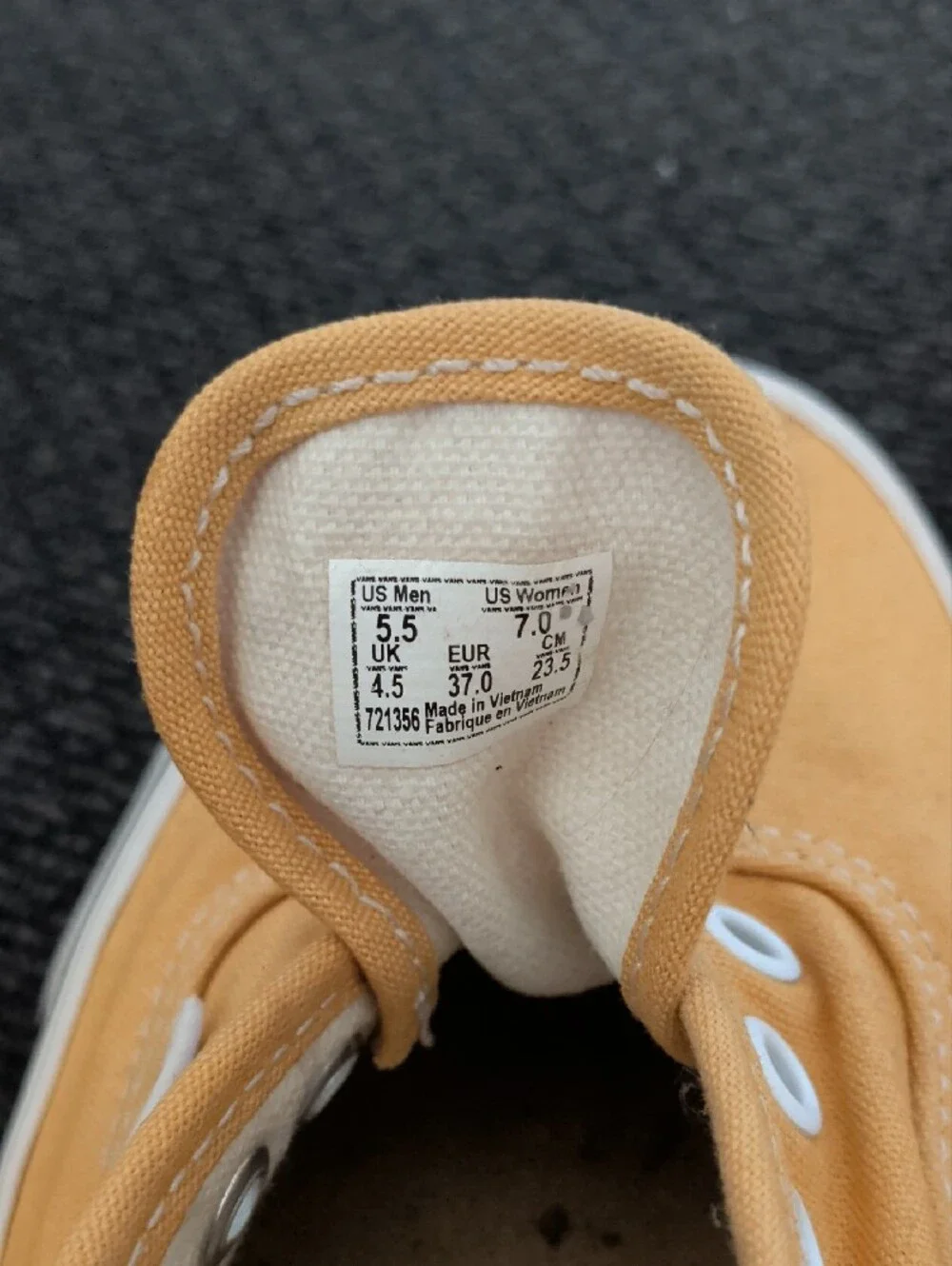 Vans low top